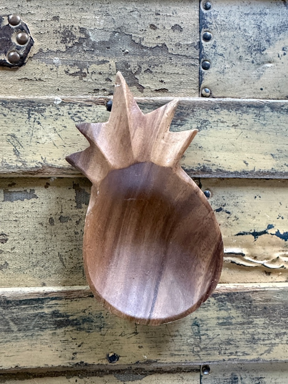 VINTAGE CARVED WOOD PINEAPPLE TRINKET DISH CATCHALL BOWL BOHO HOME NATURAL BROWN
